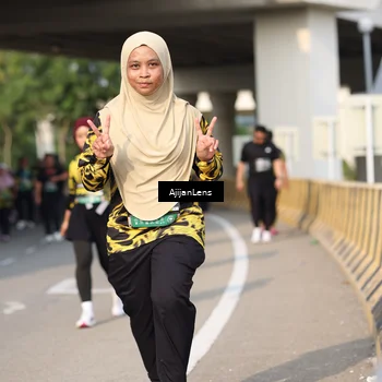 Runner Photo 6366925