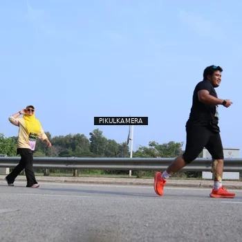 Runner Photo 6366928
