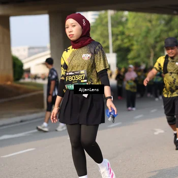 Runner Photo 6366975