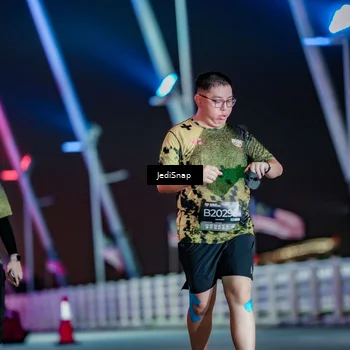 Runner Photo 6367051