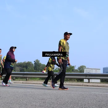 Runner Photo 6367054