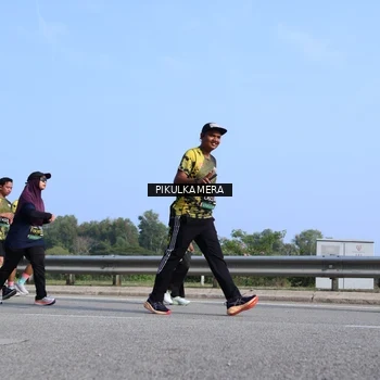 Runner Photo 6367079