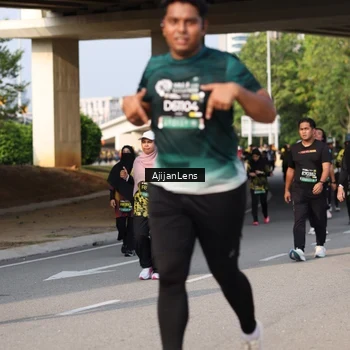 Runner Photo 6367107