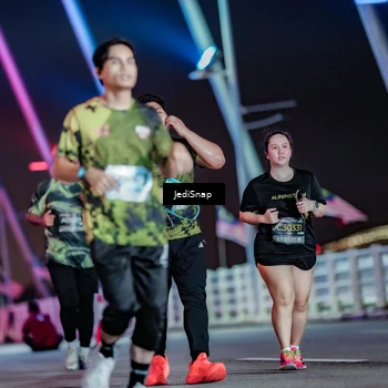 Runner Photo 6367132