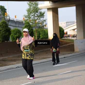Runner Photo 6367144