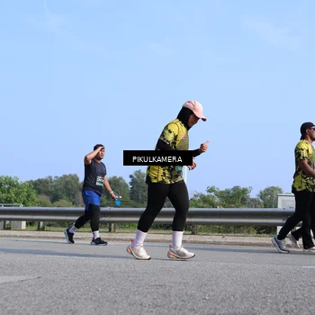 Runner Photo 6367180