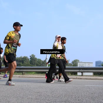 Runner Photo 6367263