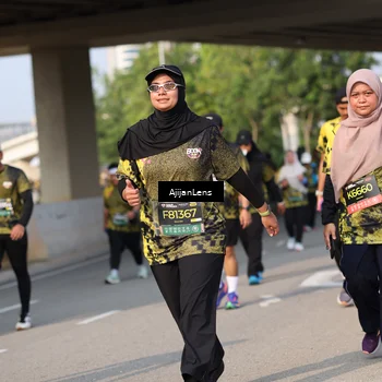 Runner Photo 6367317