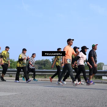 Runner Photo 6367318