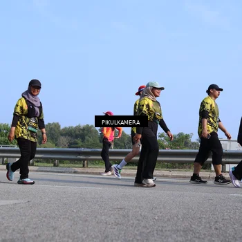 Runner Photo 6367385