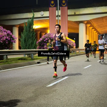 Runner Photo 6367400