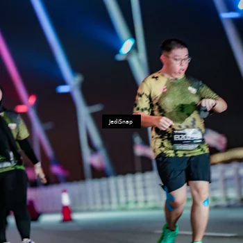 Runner Photo 6367457