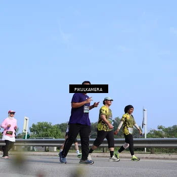 Runner Photo 6367550