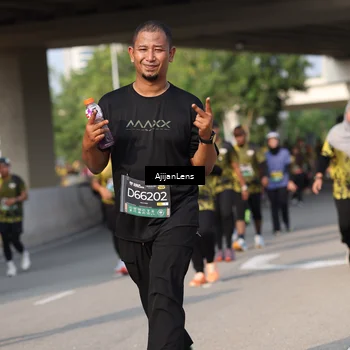 Runner Photo 6367569