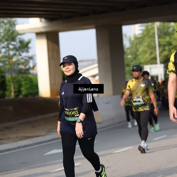 Runner Photo 6367570
