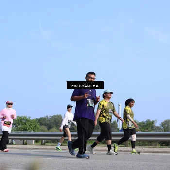 Runner Photo 6367580