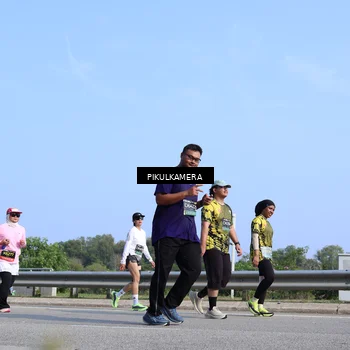 Runner Photo 6367610