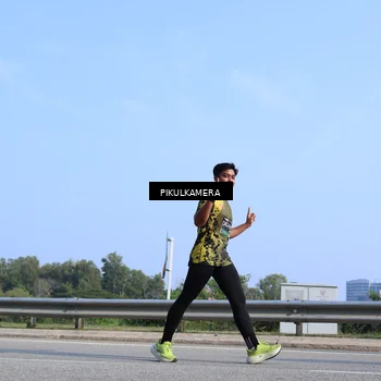 Runner Photo 6367660