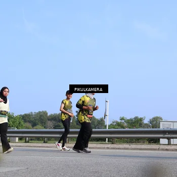 Runner Photo 6367689