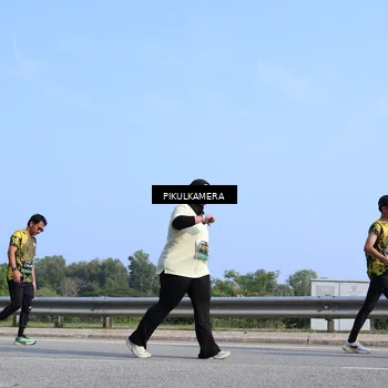 Runner Photo 6367705