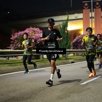 Runner Photo 6367737