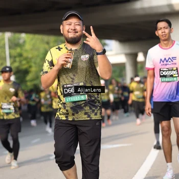 Runner Photo 6367852