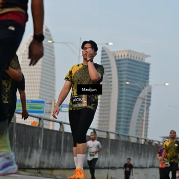Runner Photo 6367866