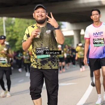 Runner Photo 6367867