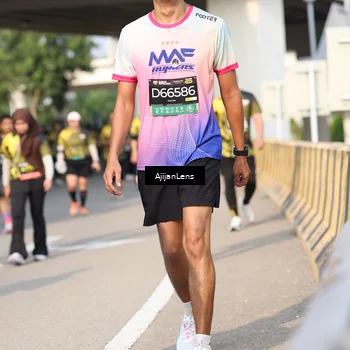 Runner Photo 6367880