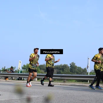 Runner Photo 6367884