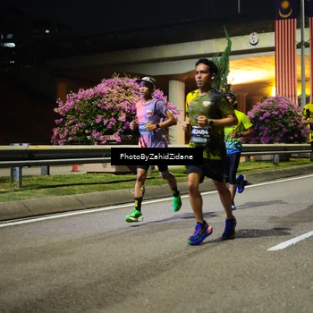 Runner Photo 6367900