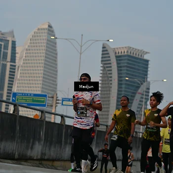 Runner Photo 6367933