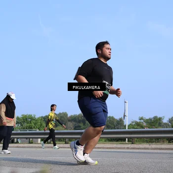 Runner Photo 6367939