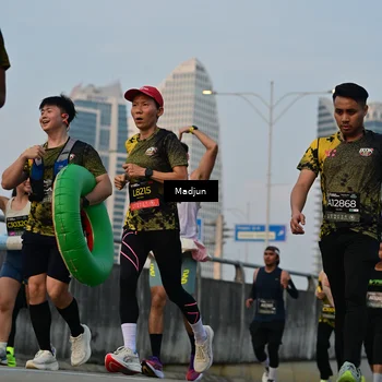 Runner Photo 6367998