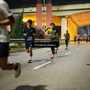Runner Photo 6368031