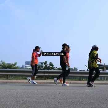 Runner Photo 6368048