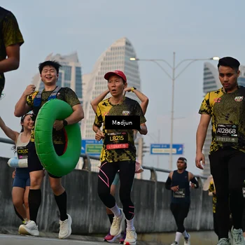 Runner Photo 6368058