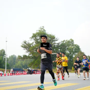 Runner Photo 6368121