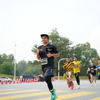 Runner Photo 6368158