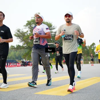 Runner Photo 6368212