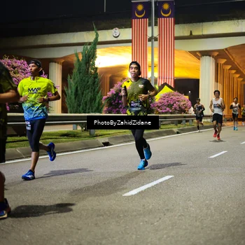 Runner Photo 6368230