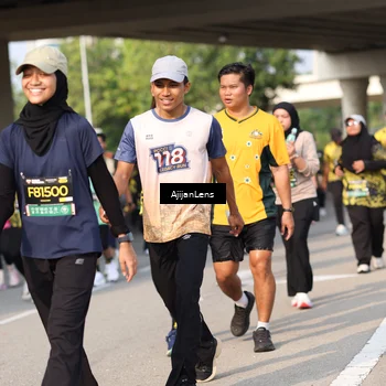 Runner Photo 6368234