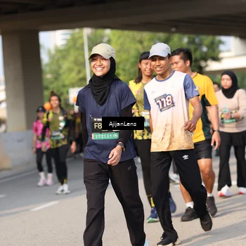 Runner Photo 6368235