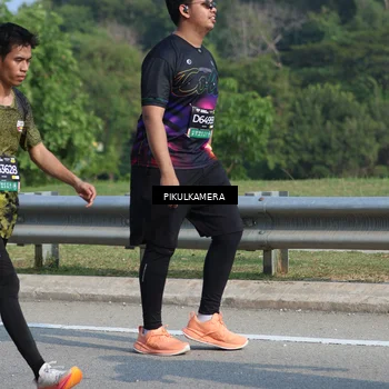Runner Photo 6368244