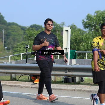 Runner Photo 6368251