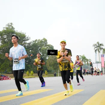 Runner Photo 6368271