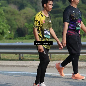 Runner Photo 6368277