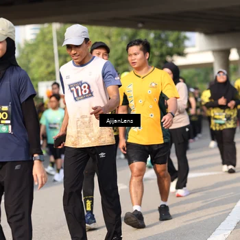 Runner Photo 6368301