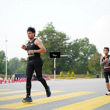 Runner Photo 6368335