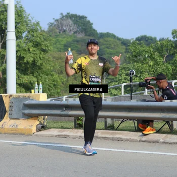 Runner Photo 6368372